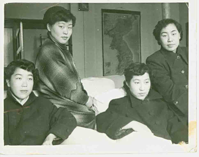 1955~56년 KBS 아나운서시절 사진