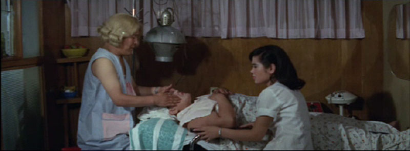 <남자미용사>(심우섭, 1968)의 한 장면